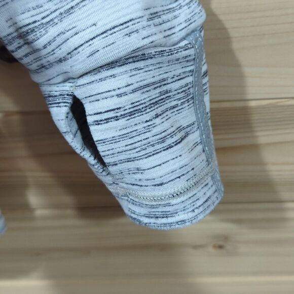 Lululemon Top Womens 8 Gray Crossover Hoodie Athletic Activewear - Picture 4 of 10